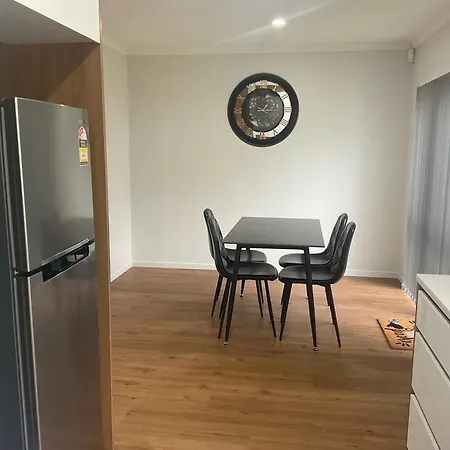 4 Bedroom Holiday Home At 99 Auckland Exterior photo