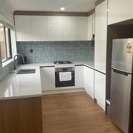 4 Bedroom Holiday Home At 99 Auckland Exterior photo